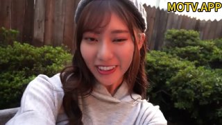 风骚女郎露脸情趣大秀身材保养的不错逼逼很粉自慰呻吟